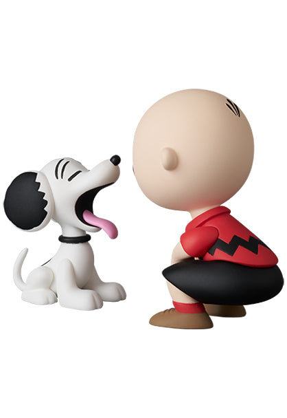 UDF PEANUTS SERIES 20 Charlie Brown & Yawn Snoopy 5