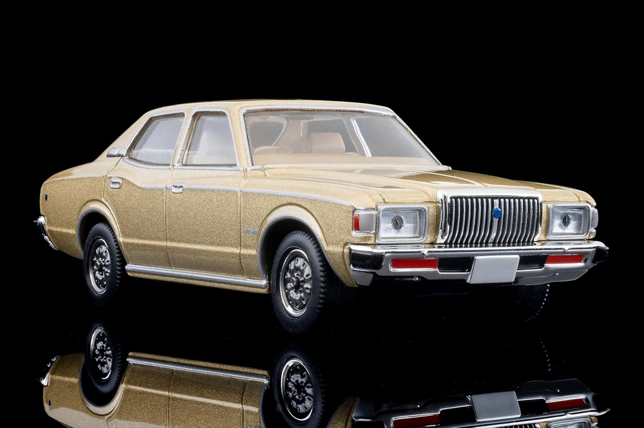 トミカリミテッドヴィンテージネオ LVーN 83d トヨタ クラウン 4ドア ピラードハードトップ 2000 スーパーサルーン エクストラ(金) 78年式 7