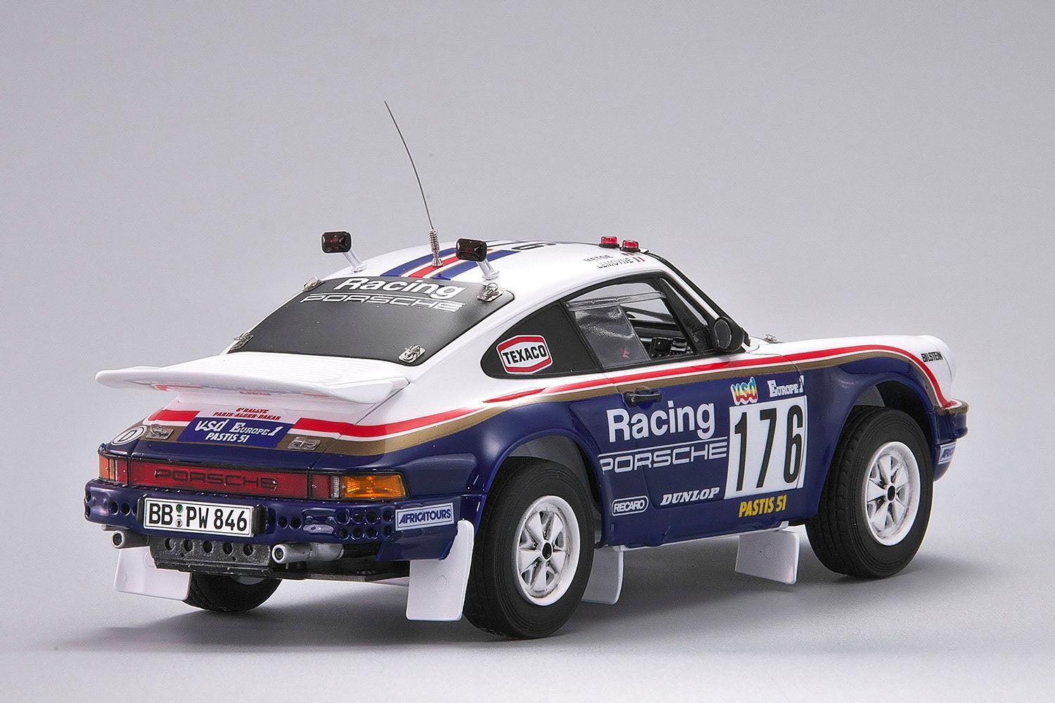 プラッツ/BEEMAX 1/24 ポルシェ 911 カレラ 3.2 4×4(タイプ953) 1984 パリ-ダカール ラリー ウィナー プラモデル BX24038 3