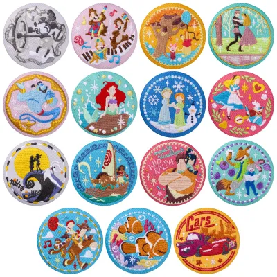 Disney Characters 刺繍缶バッジビスケット3