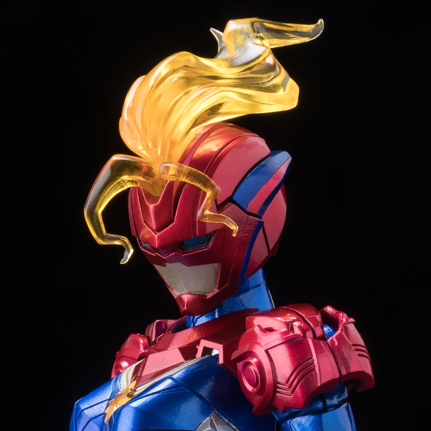 ファイティングアーマー キャプテン・マーベル 9