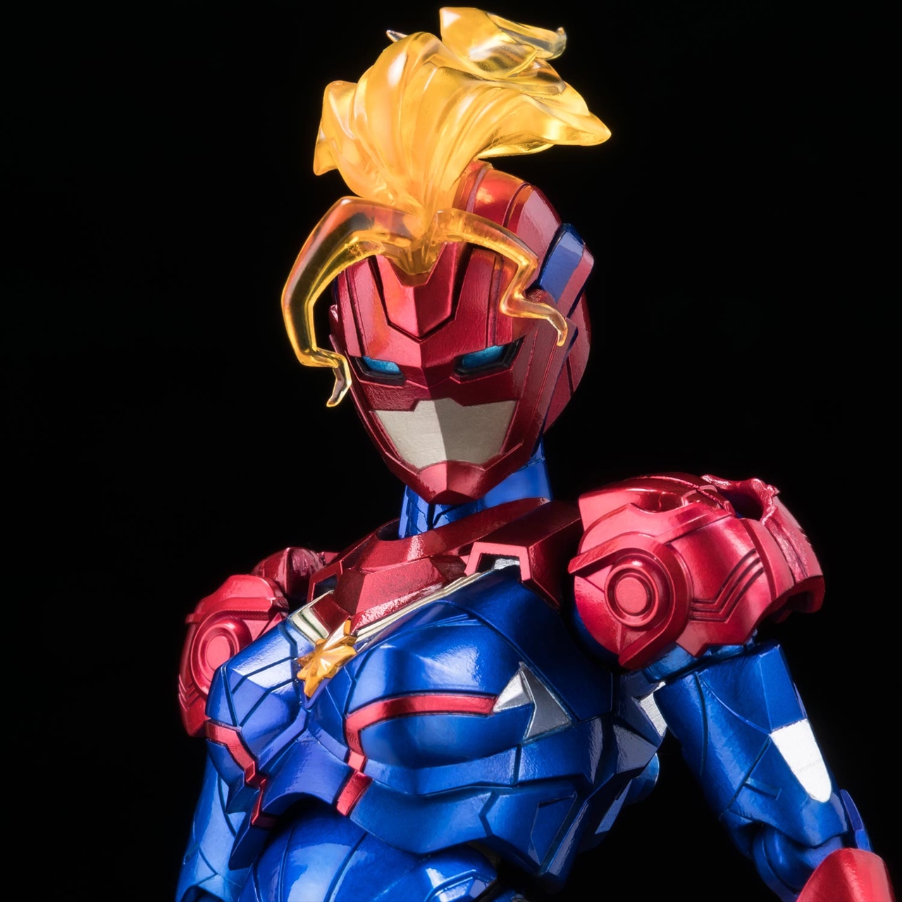 ファイティングアーマー キャプテン・マーベル 5