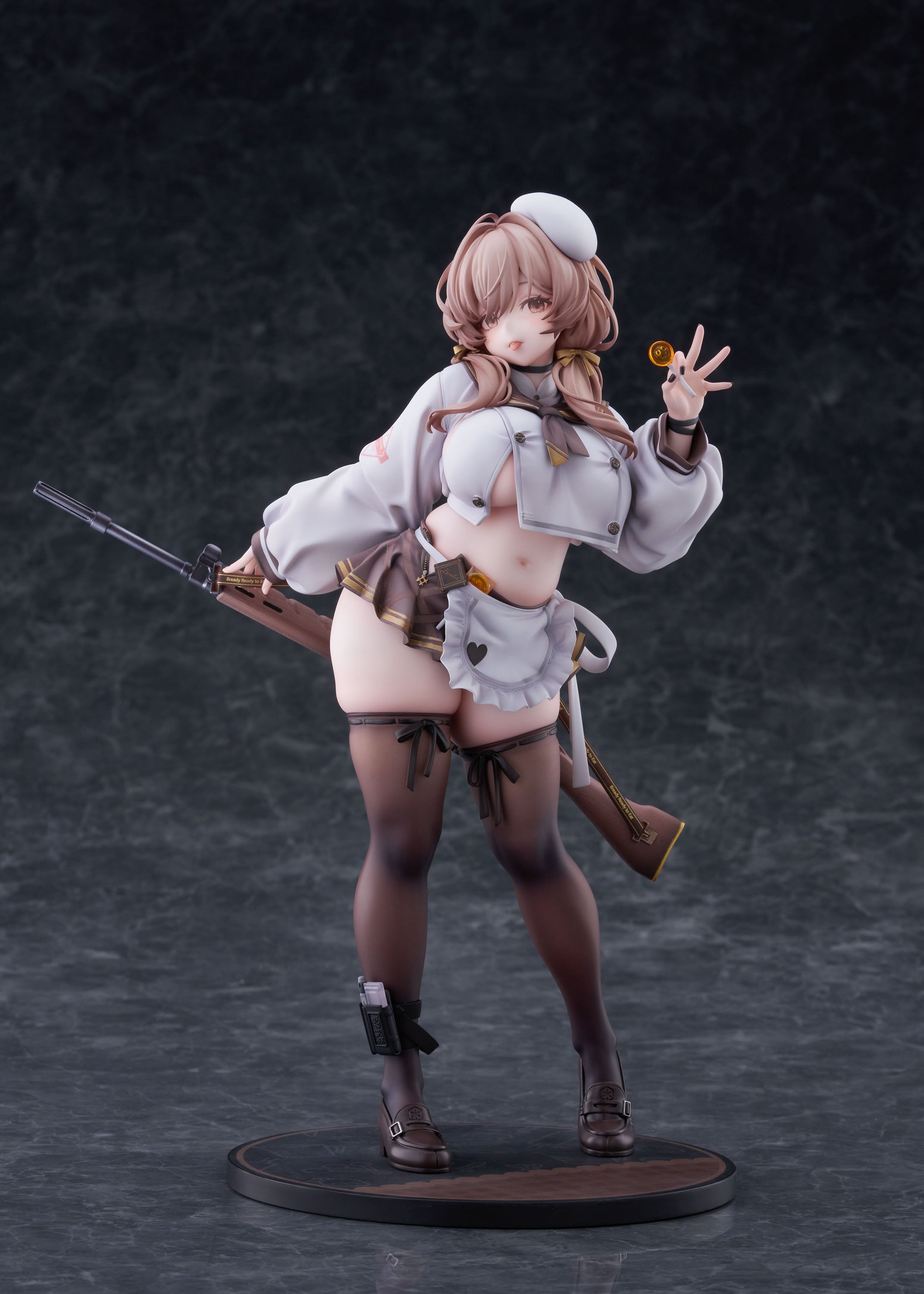 ブレッディ 1/7スケール塗装済み完成品フィギュア 9