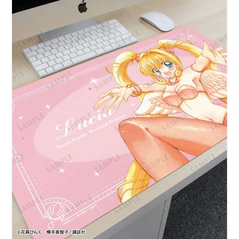 花森ぴんく先生 描き下ろし 七海 るちあ 羽を纏ったマーメイドver. マルチデスクマット