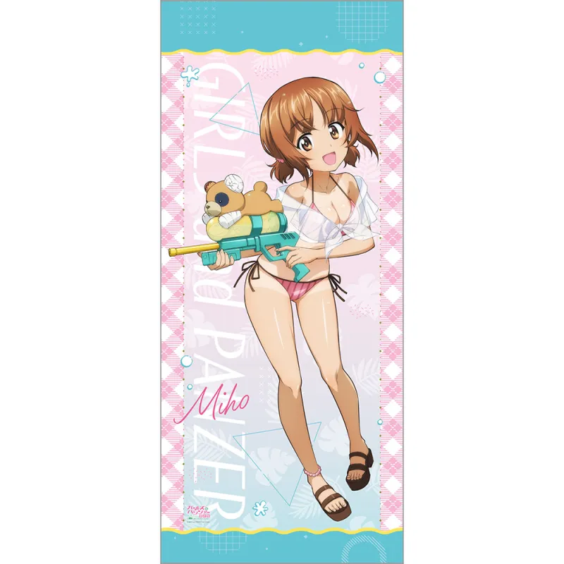 ガールズ＆パンツァー 最終章　描き下ろし特大タペストリー （西住みほ／水鉄砲 日焼けVer.）