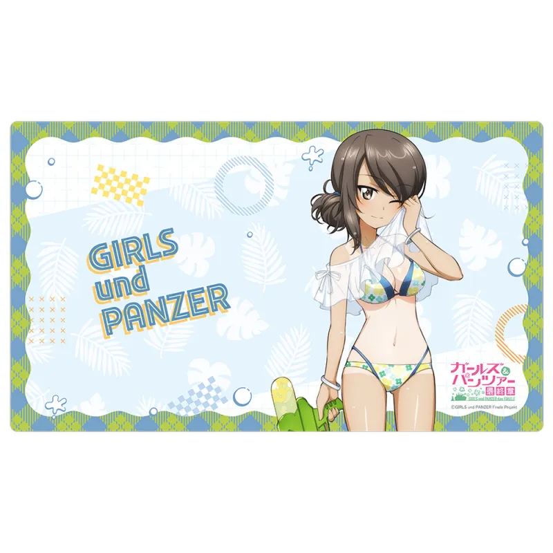 ガールズ＆パンツァー 最終章　描き下ろしラバーマット （ミカ／水鉄砲 日焼けVer.）