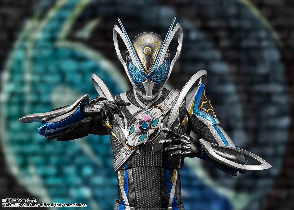 S.H.Figuarts 仮面ライダーマイス（初回生産） 3