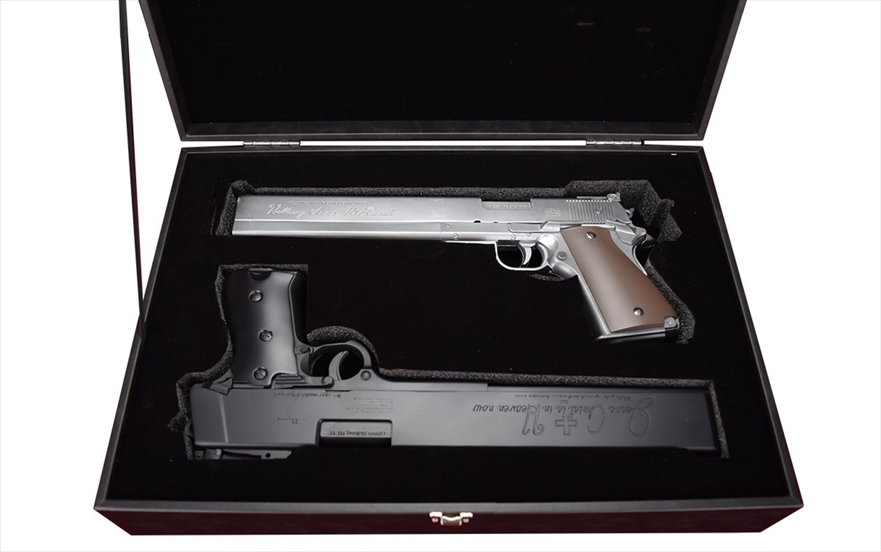 COSPLAY PROP SERIES？？ HELLSING Alucard’s Cosplay Prop Gun.Set of Two Alucard’s Jackal ＆ 454Casull