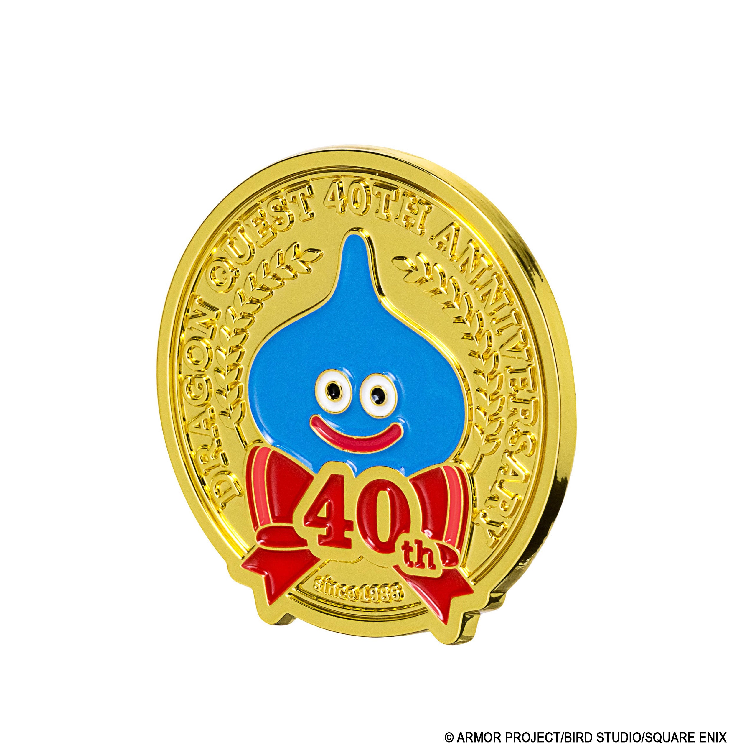 40周年記念ピンズ 5